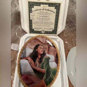 Bradford Exchange GONE WITH THE WIND Cameo Memories Scarlett EMERALD ELEGANCE